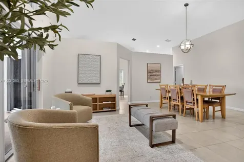 370 Carrington Drive Weston FL 33326