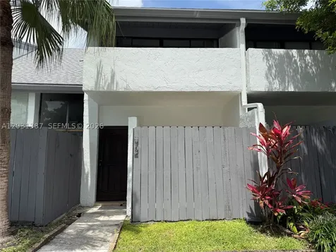 19220 NE 25th Avenue Miami FL 33180