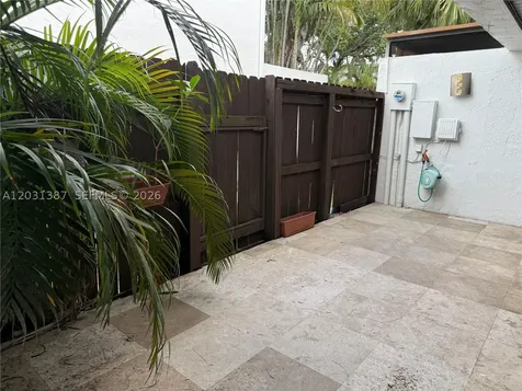 19220 NE 25th Avenue Miami FL 33180