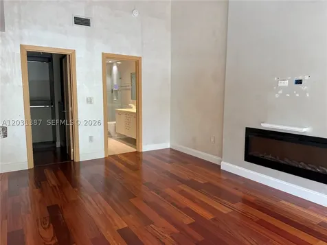 19220 NE 25th Avenue Miami FL 33180