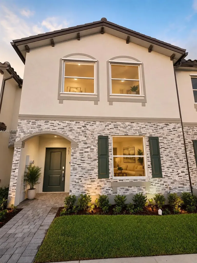 267 SE 11th Court Florida City FL 33034
