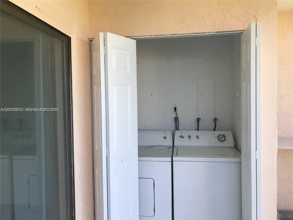 9273 SW 8th Street Boca Raton FL 33428