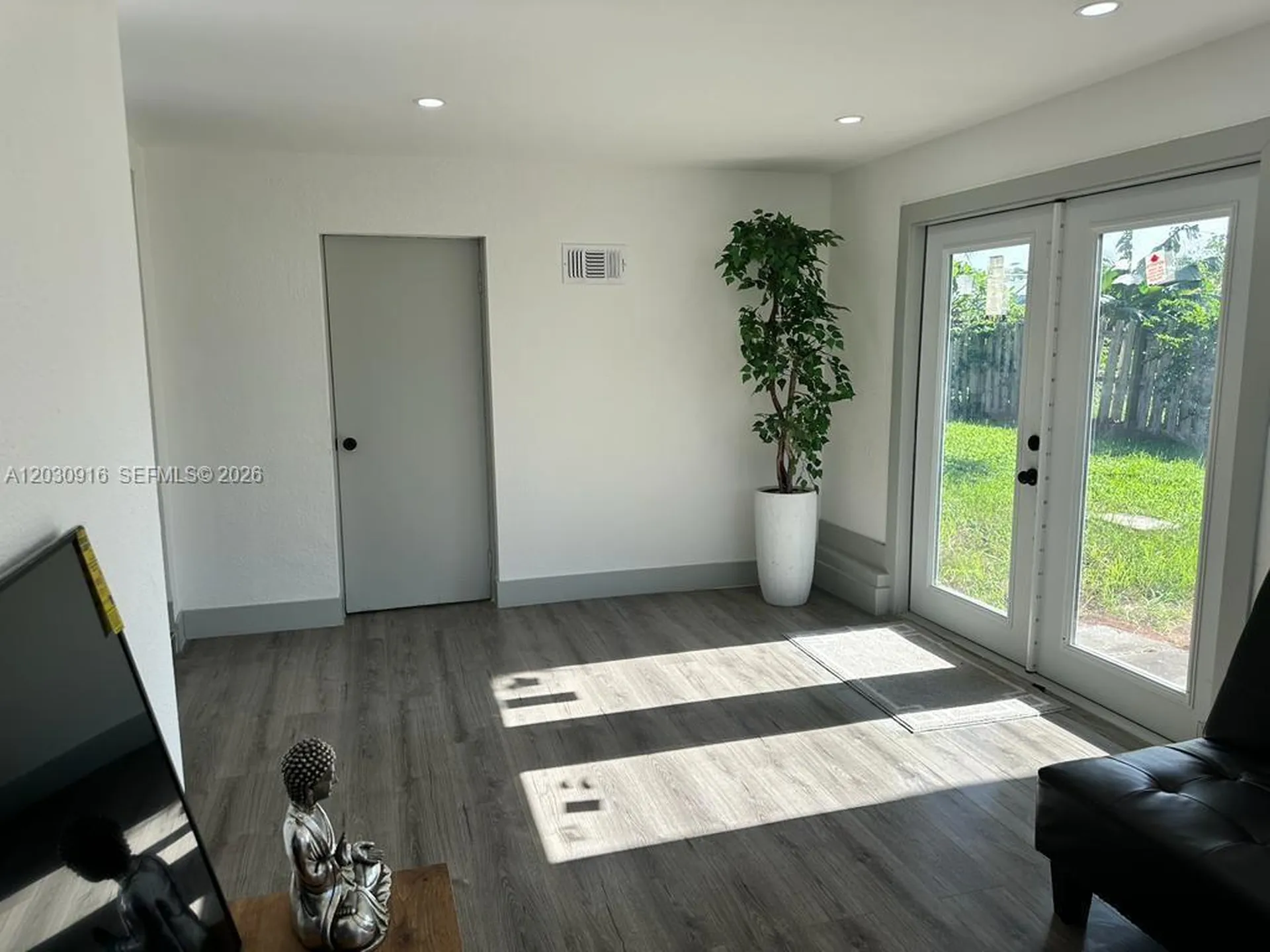 1029 SW 1st Avenue Pompano Beach FL 33060