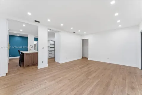 121 SW 71st Avenue Miami FL 33144