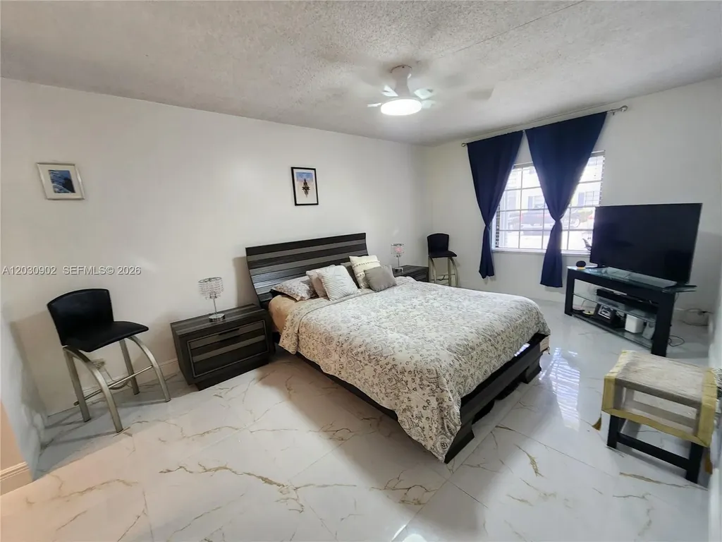160 Cypress Club Drive Pompano Beach FL 33060