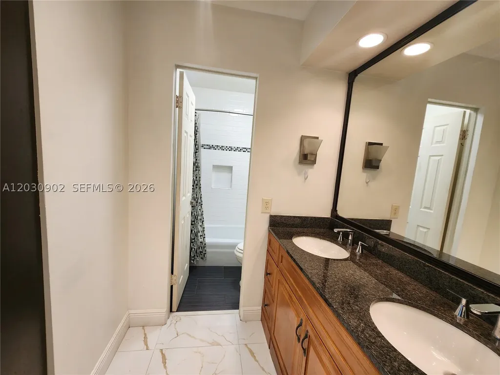 160 Cypress Club Drive Pompano Beach FL 33060