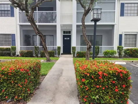 160 Cypress Club Drive Pompano Beach FL 33060