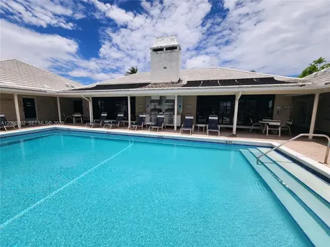 160 Cypress Club Drive Pompano Beach FL 33060