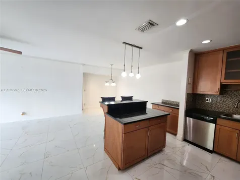160 Cypress Club Drive Pompano Beach FL 33060