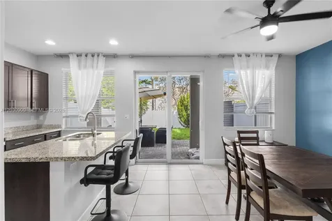 4813 NW 48th Terrace Tamarac FL 33319
