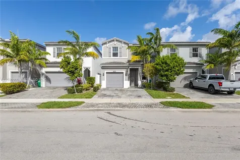 4813 NW 48th Terrace Tamarac FL 33319