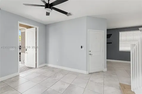 4813 NW 48th Terrace Tamarac FL 33319
