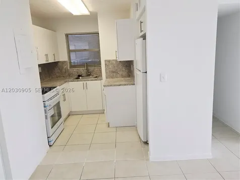 8821 W Flagler Street Miami FL 33174