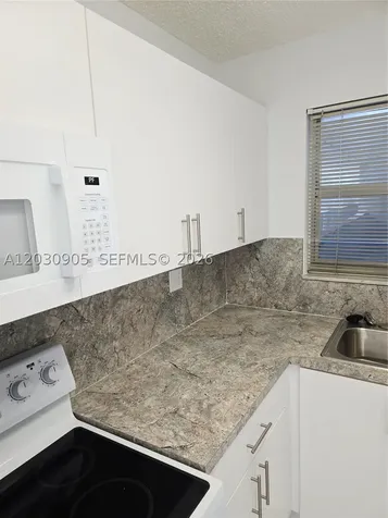 8821 W Flagler Street Miami FL 33174