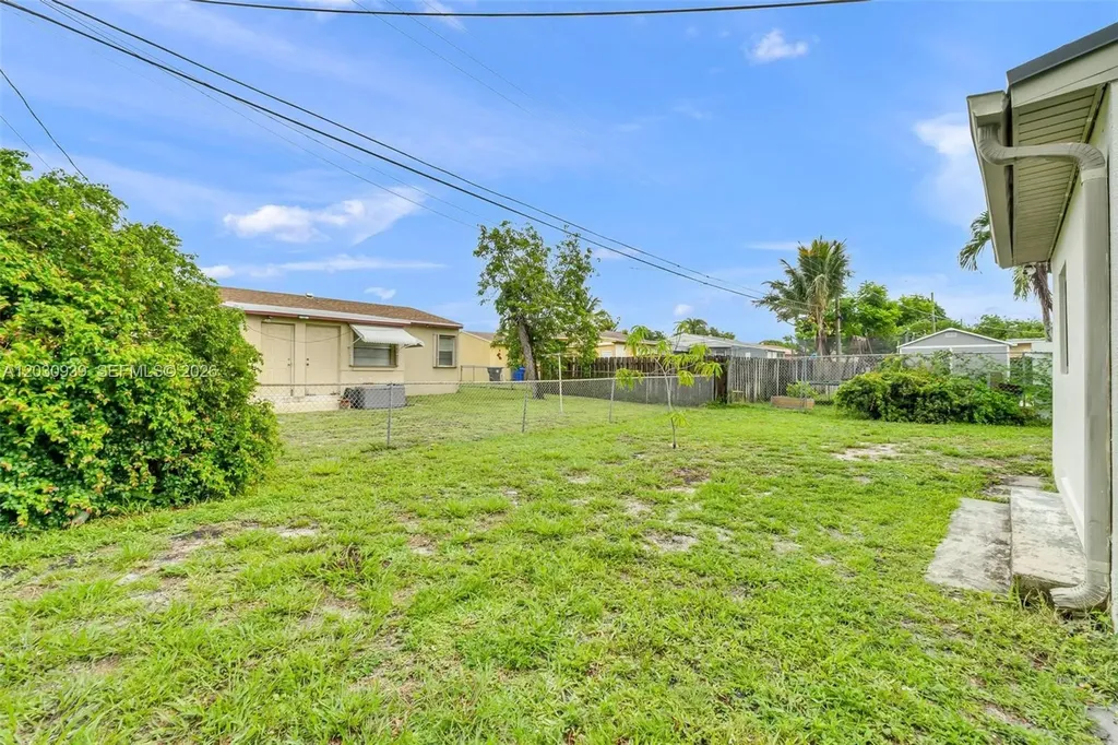 2651 Fletcher Court Hollywood FL 33020