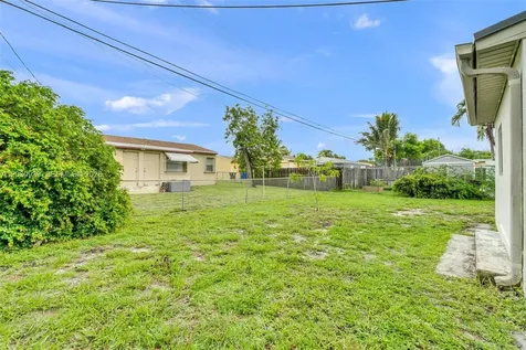 2651 Fletcher Court Hollywood FL 33020