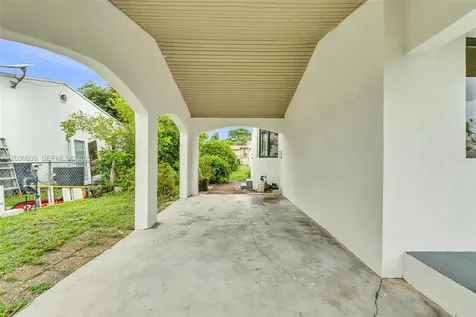 2651 Fletcher Court Hollywood FL 33020