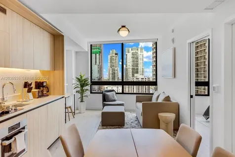 225 N Miami Avenue Miami FL 33128