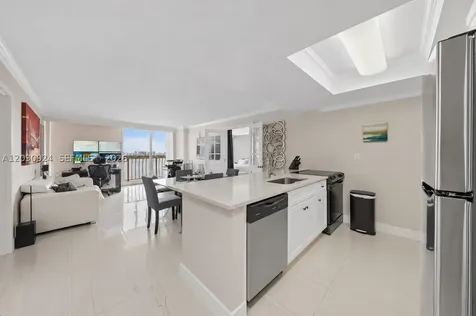 7601 E Treasure Drive North Bay Village FL 33141