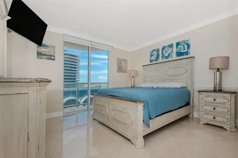8855 Collins Avenue Surfside FL 33154