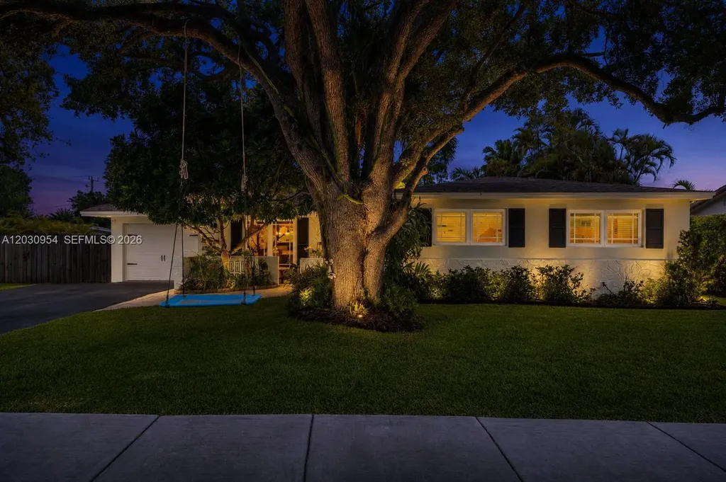 10421 SW 107th Street Miami FL 33176