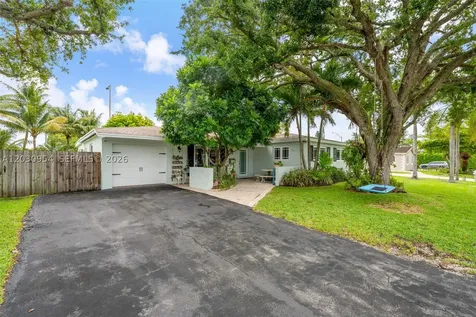 10421 SW 107th Street Miami FL 33176