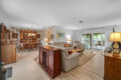 10421 SW 107th Street Miami FL 33176
