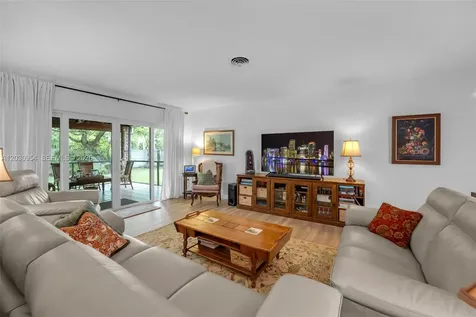 10421 SW 107th Street Miami FL 33176