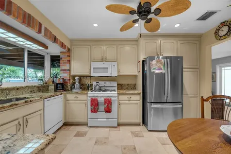 10421 SW 107th Street Miami FL 33176