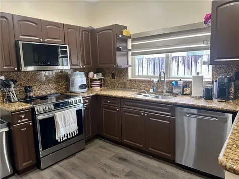 15490 SW 10th Street Miami FL 33194