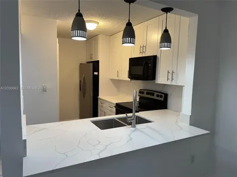 15610 SW 80th Street Miami FL 33193