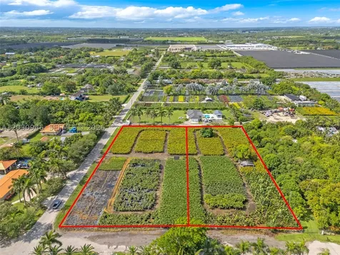 208 St SW 198 Avenue Miami FL 33187