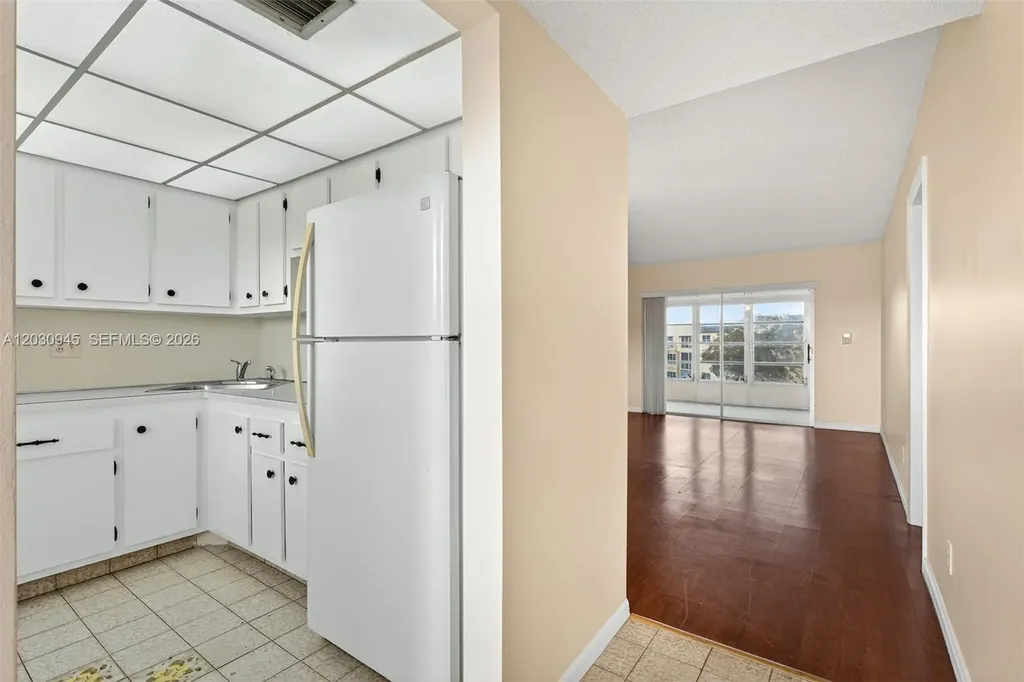 6070 NW 64th Avenue Tamarac FL 33319
