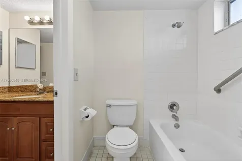 6070 NW 64th Avenue Tamarac FL 33319