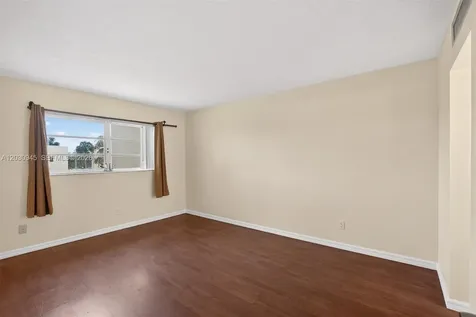 6070 NW 64th Avenue Tamarac FL 33319