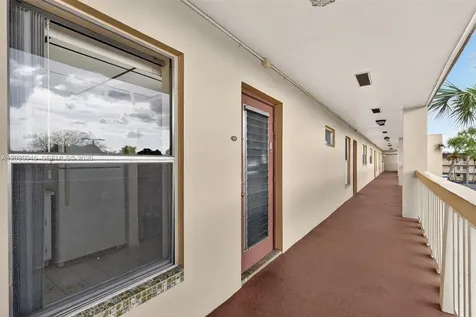 6070 NW 64th Avenue Tamarac FL 33319