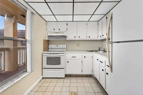 6070 NW 64th Avenue Tamarac FL 33319
