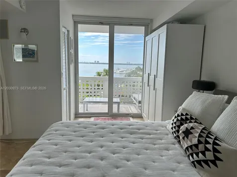 1670 Lincoln Court Miami Beach FL 33139