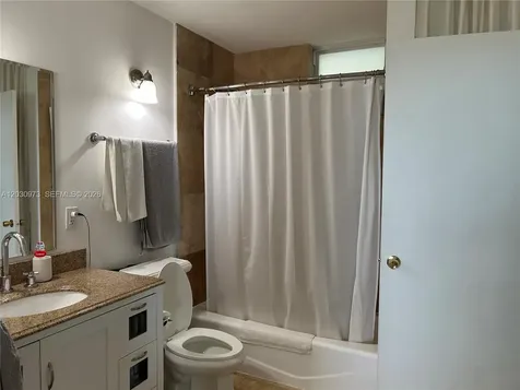1670 Lincoln Court Miami Beach FL 33139