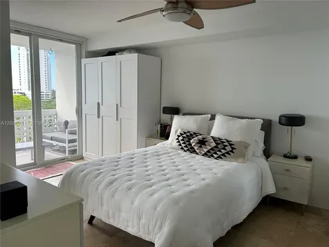 1670 Lincoln Court Miami Beach FL 33139