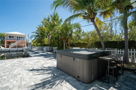 720 Boyd Drive Key Largo FL 33037