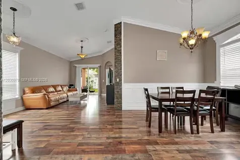 2327 NE 37th Terrace Homestead FL 33033