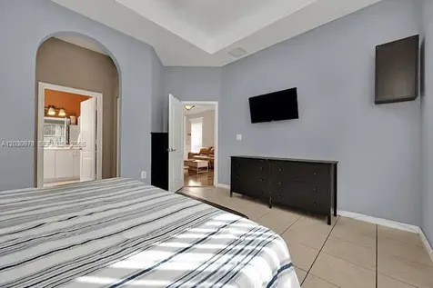 2327 NE 37th Terrace Homestead FL 33033
