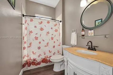 2327 NE 37th Terrace Homestead FL 33033