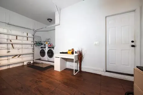 2327 NE 37th Terrace Homestead FL 33033