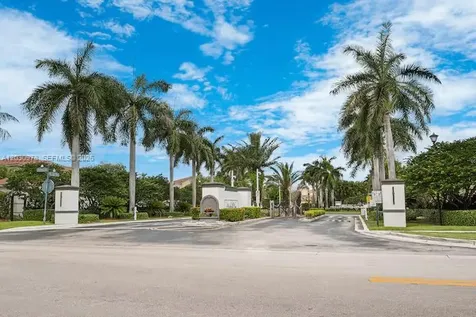 2327 NE 37th Terrace Homestead FL 33033