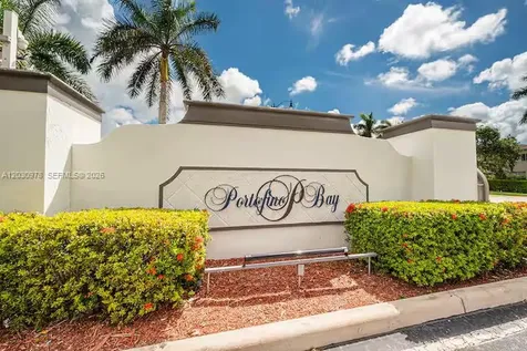 2327 NE 37th Terrace Homestead FL 33033