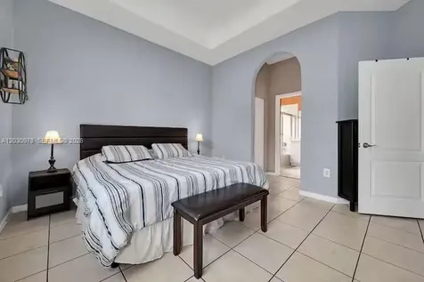 2327 NE 37th Terrace Homestead FL 33033