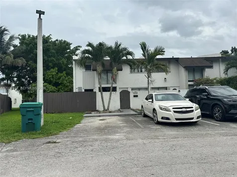 11358 SW 68th Terrace Miami FL 33173
