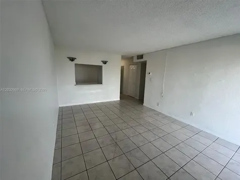 801 NW 47th Avenue Miami FL 33126